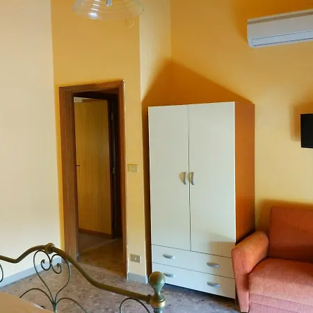 Il Parco Dei Pini 3*