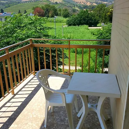 Il Parco Dei Pini Alojamento de Acomodação e Pequeno-almoço Giulianova