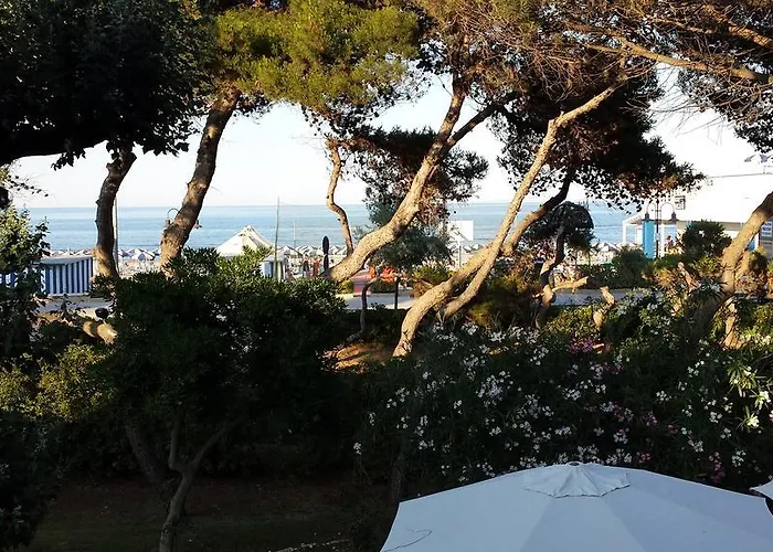 Il Parco Dei Pini Giulianova