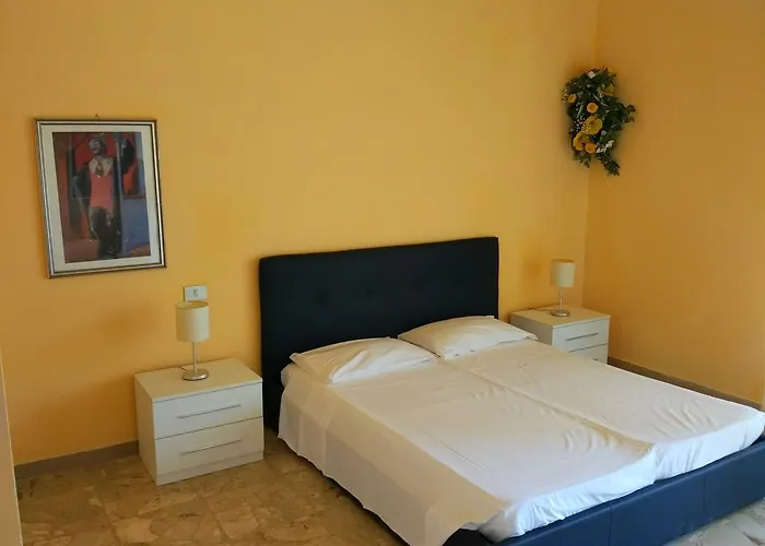 Il Parco Dei Pini Alojamento de Acomodação e Pequeno-almoço Giulianova